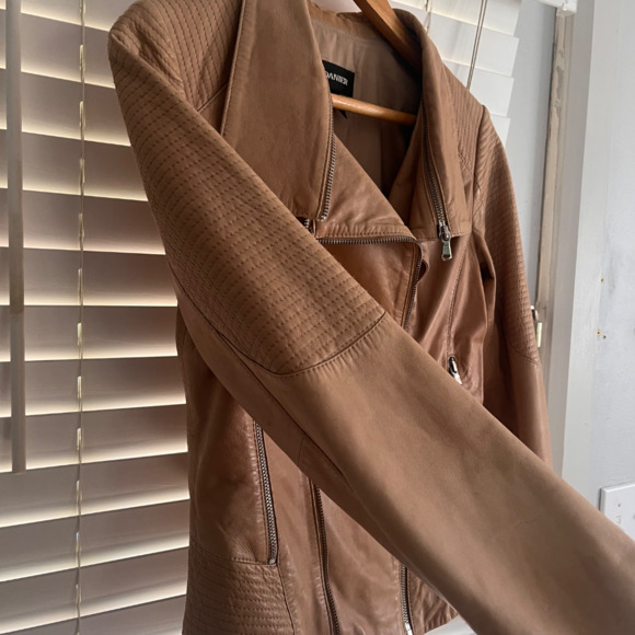 Danier Leather Jacket - Picture 6 of 10